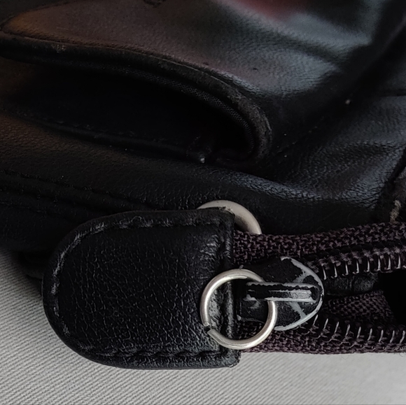 Nine West Leather Crossbody purse - Black - Picture 6 of 6